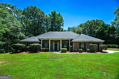 159 Wellington Drive, Lagrange, GA 30241 - Photo 1