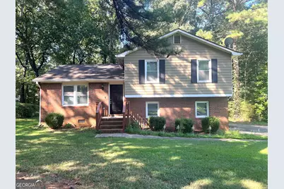 140 Triple Crown Lane, Ellenwood, GA 30294 - Photo 1