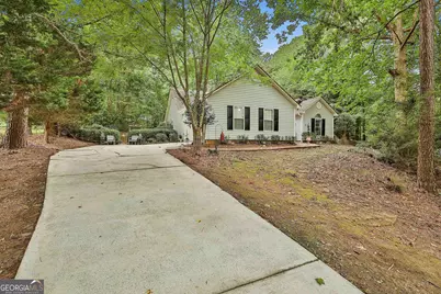 40 Paces Landing Place, Newnan, GA 30263 - Photo 1