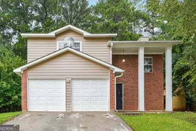 1946 Corners Circle, Lithonia, GA 30058 - Photo 1