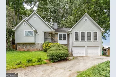 1521 Golf Link Drive, Stone Mountain, GA 30088 - Photo 1