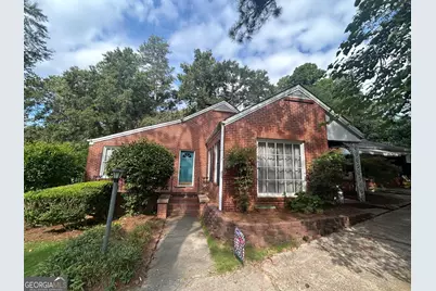 241 Lakeside Drive NE, Milledgeville, GA 31061 - Photo 1