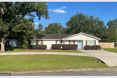 120 Westover Drive, Adel, GA 31620 - Photo 1