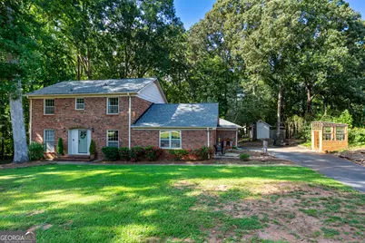 333 Woodfield Circle, Lagrange, GA 30240 - Photo 1