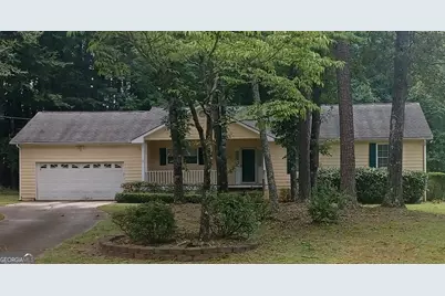 30 Tipperary Trail, Sharpsburg, GA 30277 - Photo 1