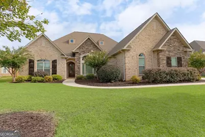 217 Broughton Street, Warner Robins, GA 31088 - Photo 1