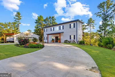 929 Crescent Drive, Toccoa, GA 30577 - Photo 1