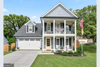 146 Middle Street, Senoia, GA 30276 - Photo 1