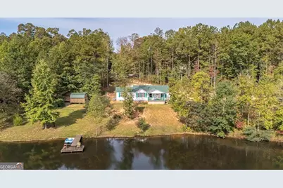 135 Brooke Way, Carrollton, GA 30117 - Photo 1