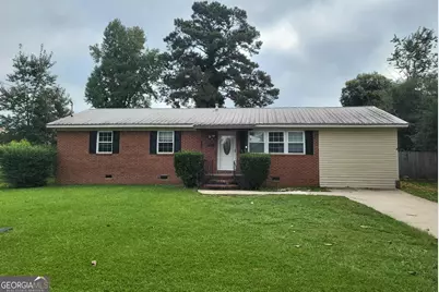 116 Lake Drive, Warner Robins, GA 31088 - Photo 1