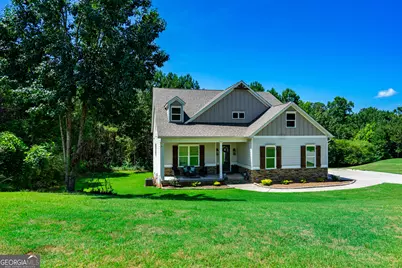 102 Landings Way, Lagrange, GA 30240 - Photo 1