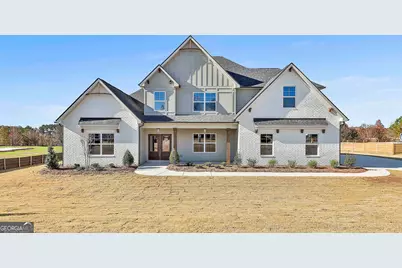 306 Grove Park #18, Senoia, GA 30276 - Photo 1