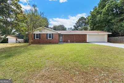 111 Avalon Drive, Warner Robins, GA 31088 - Photo 1