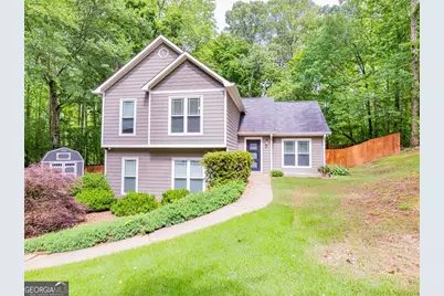 10 Queens Court, Sharpsburg, GA 30277 - Photo 1