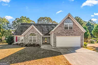 137 Dodgen Place Drive, Hampton, GA 30228 - Photo 1
