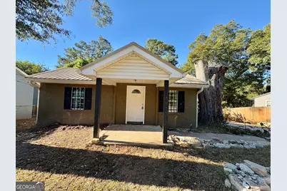 267 E Broad Street, Newnan, GA 30263 - Photo 1