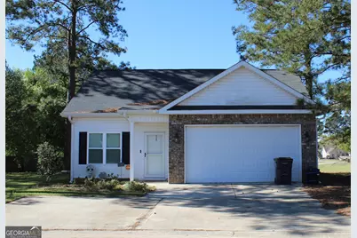 207 Greylock Drive, Perry, GA 31069 - Photo 1