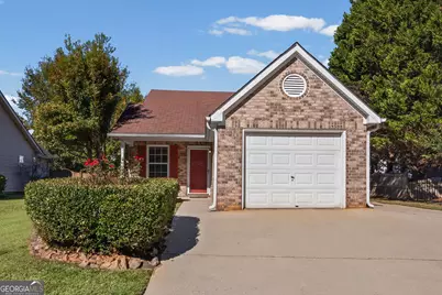 146 Green Tree Drive, Newnan, GA 30265 - Photo 1