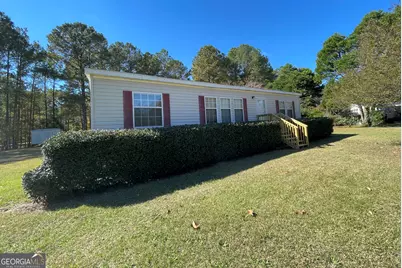 178 Country Club Circle, Cochran, GA 31014 - Photo 1