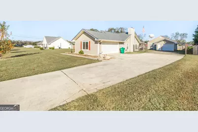 306 Antebellum Circle, Warner Robins, GA 31093 - Photo 1