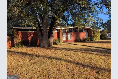 1200 Sharon Drive, Albany, GA 31707 - Photo 1