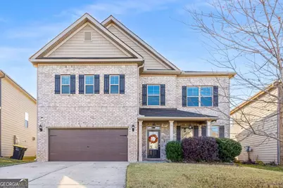 300 Palm Springs Circle, Fairburn, GA 30213 - Photo 1