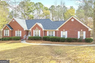 114 River Bluff, Hoschton, GA 30548 - Photo 1