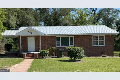 209 Price Street, Swainsboro, GA 30401 - Photo 1