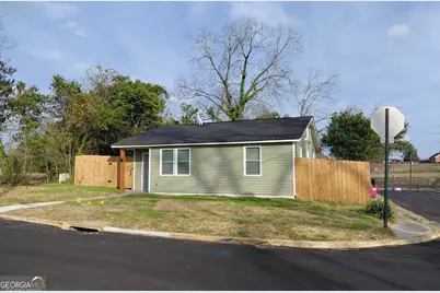 344 Blossom Avenue, Macon, GA 31204 - Photo 1