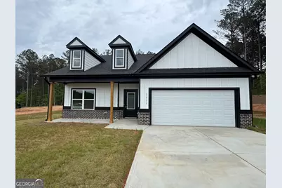 2113 N. Hicks, Toccoa, GA 30577 - Photo 1
