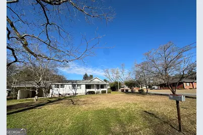 204 12th Avenue, Eastman, GA 31023 - Photo 1