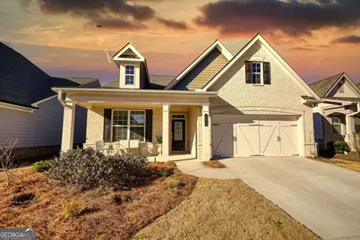 479 Glenmont Road, Grayson, GA 30017 - Photo 1