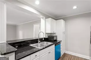 3655 Habersham Rd NE, Atlanta, GA 30305 - Photo 4