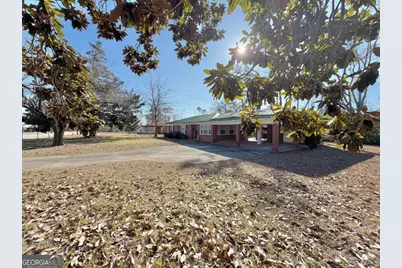 44 E Plum Street, Hazlehurst, GA 31539 - Photo 1