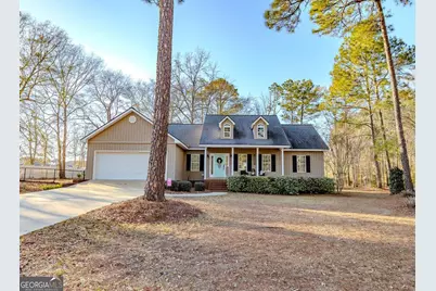 1200 Evergreen Circle, Eastman, GA 31023 - Photo 1