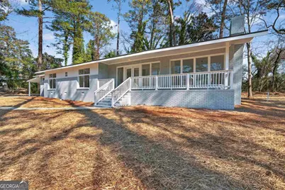 301 Crestview Drive, Eatonton, GA 31024 - Photo 1
