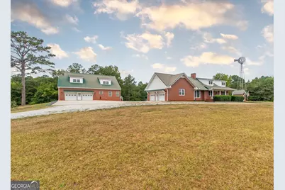 375 Luther Bailey Road, Senoia, GA 30276 - Photo 1