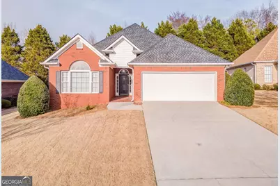114 Vinings Way SE, Calhoun, GA 30701 - Photo 1