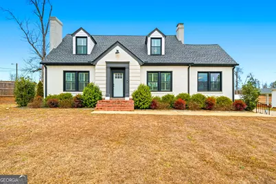 233 Lagrange Street, Newnan, GA 30263 - Photo 1