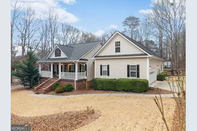 96 Magnolia Place, Commerce, GA 30529 - Photo 1