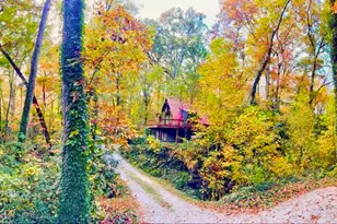 91 Rose Cir, Clayton, GA 30525 - Photo 2