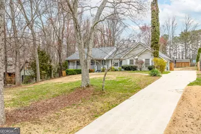 5730 Garden Walk, Flowery Branch, GA 30542 - Photo 1