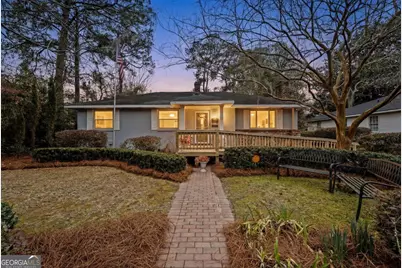 135 E Derenne Avenue, Savannah, GA 31405 - Photo 1