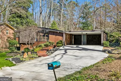 1121 Vistavia Circle, Decatur, GA 30033 - Photo 1