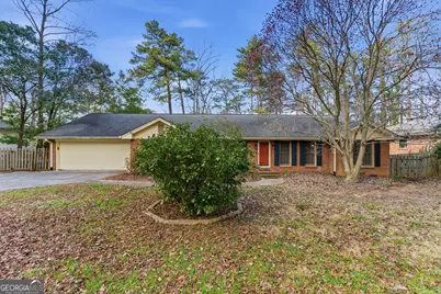 3439 Valley Vista Road SE, Smyrna, GA 30080 - Photo 1