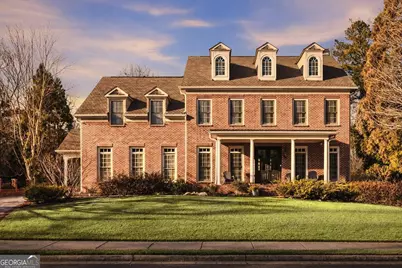 390 Ivy Knoll NE, Atlanta, GA 30342 - Photo 1