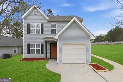 4273 Chestnut Lake Avenue, Lithonia, GA 30038 - Photo 1