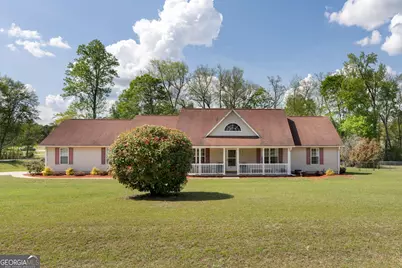 543 Pointe West Drive, Dublin, GA 31021 - Photo 1