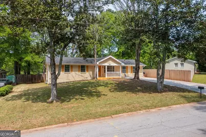 185 Wynona Drive SE, Marietta, GA 30060 - Photo 1