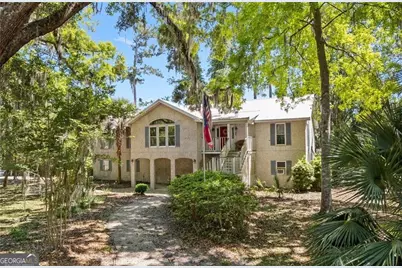 225 West Point Drive, Saint Simons, GA 31522 - Photo 1